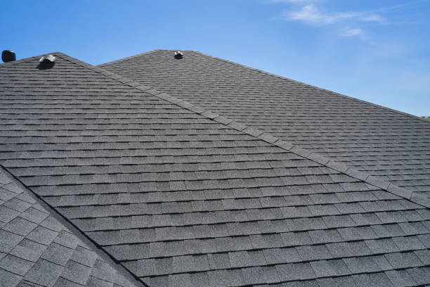 Best Emergency Roof Repair Services  in New Berlin, WI